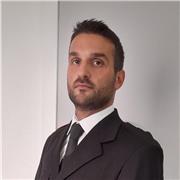 Studente universitario di Scienze Storiche, specializzato in Storia Contemporanea, impartisce lezioni e ripetizioni